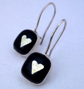 Dangling fused-glass heart earrings