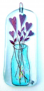 Fused-glass decoration vase with heart flowers